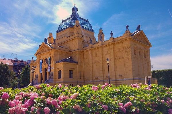 Direct contact with the owners of the accommodation Zagreb