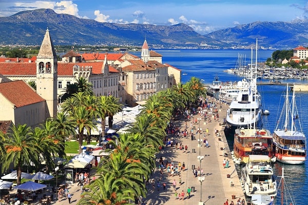 Cheap apartments Trogir