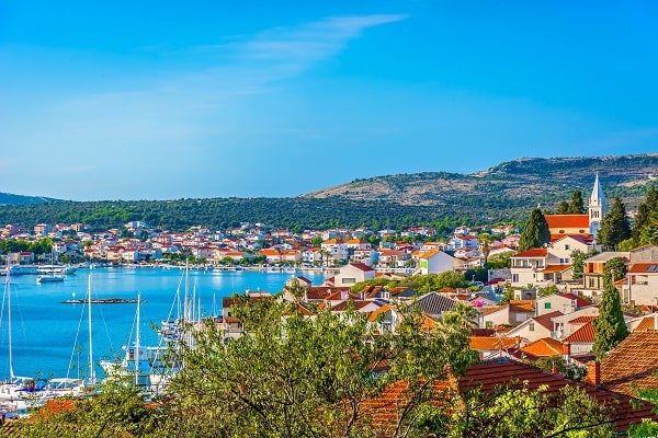 Cheap apartments Rogoznica