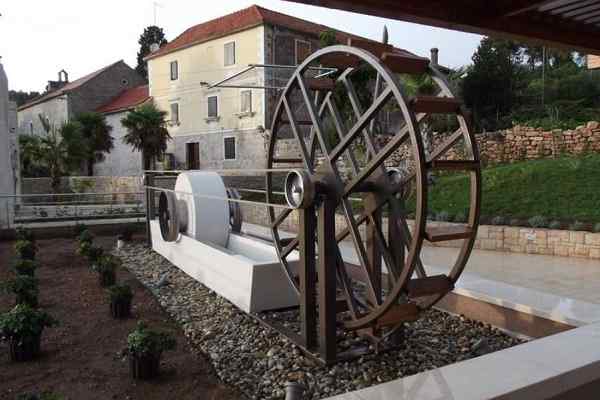 Faust Vrancic Memorial Center, Croatia